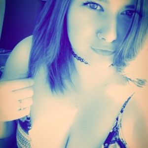 Meet your Posher, Alicia